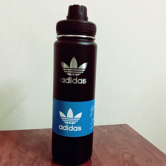 Giày Adidas, Fila hàng USA - 2