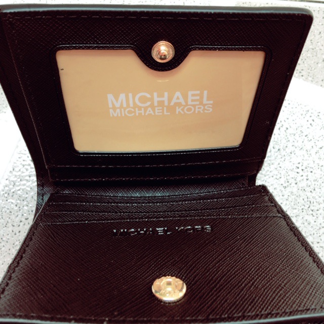 Túi, phụ kiện Michael Kors, Calvin Klein - 18